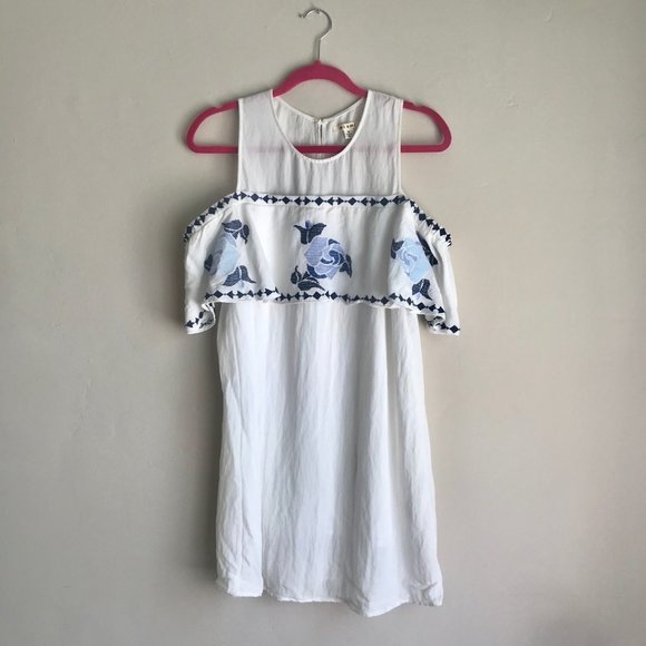 MIAMI / White & Blue Floral Open Shoulder Dress - Picture 1 of 8